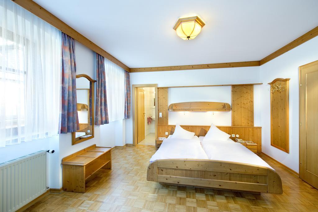 Landgasthof Post-Ledererwirt Hotel Sankt Lambrecht Room photo